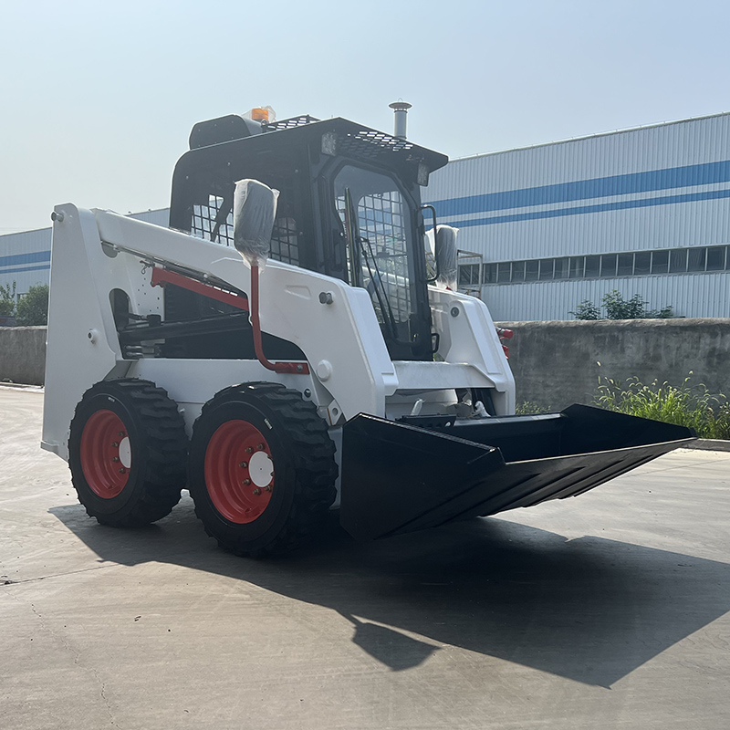 Колесный погрузчик с бортовым поворотом