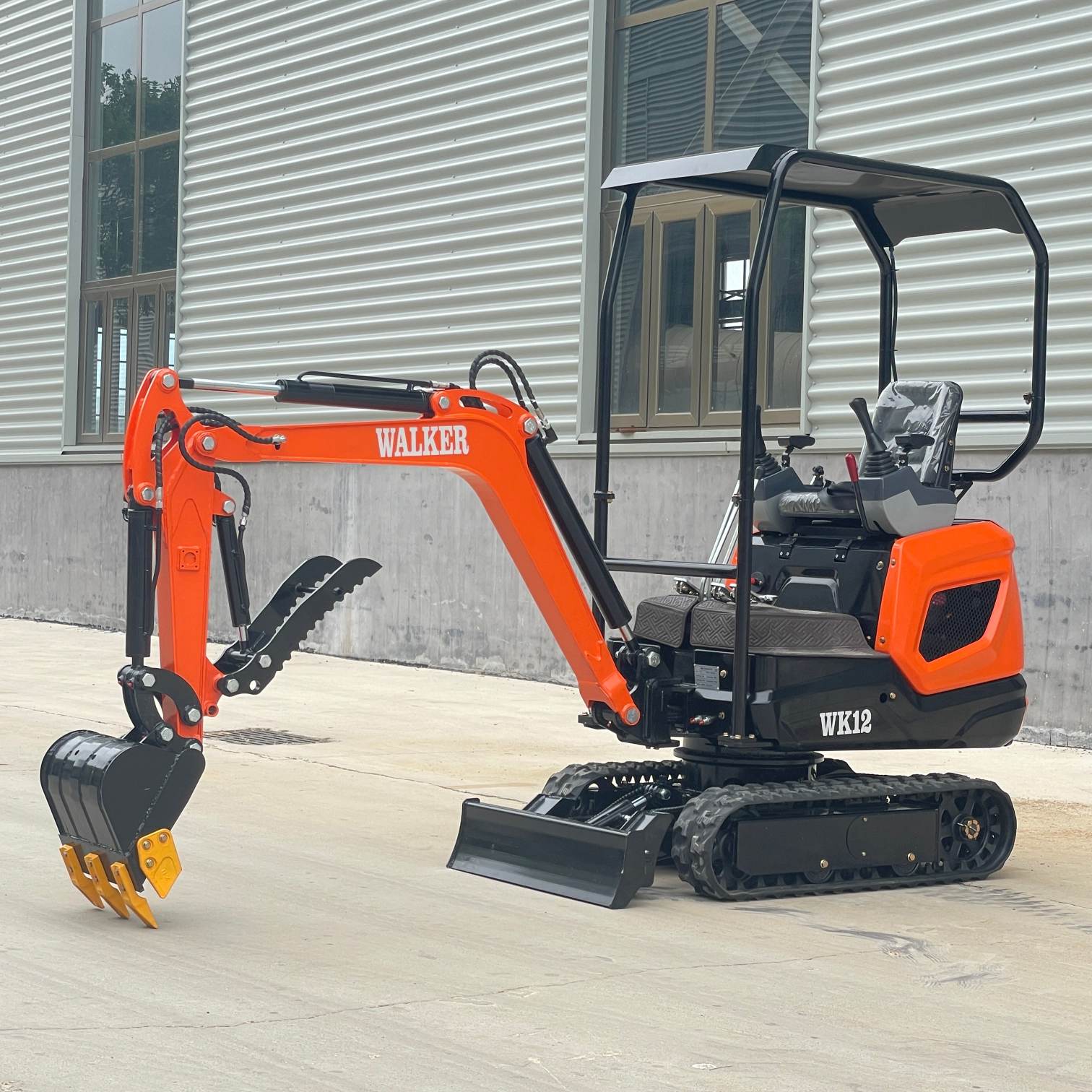 1,2-тонный экскаватор