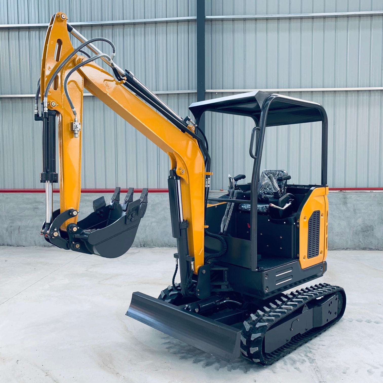 2,5-тонный мини-экскаватор