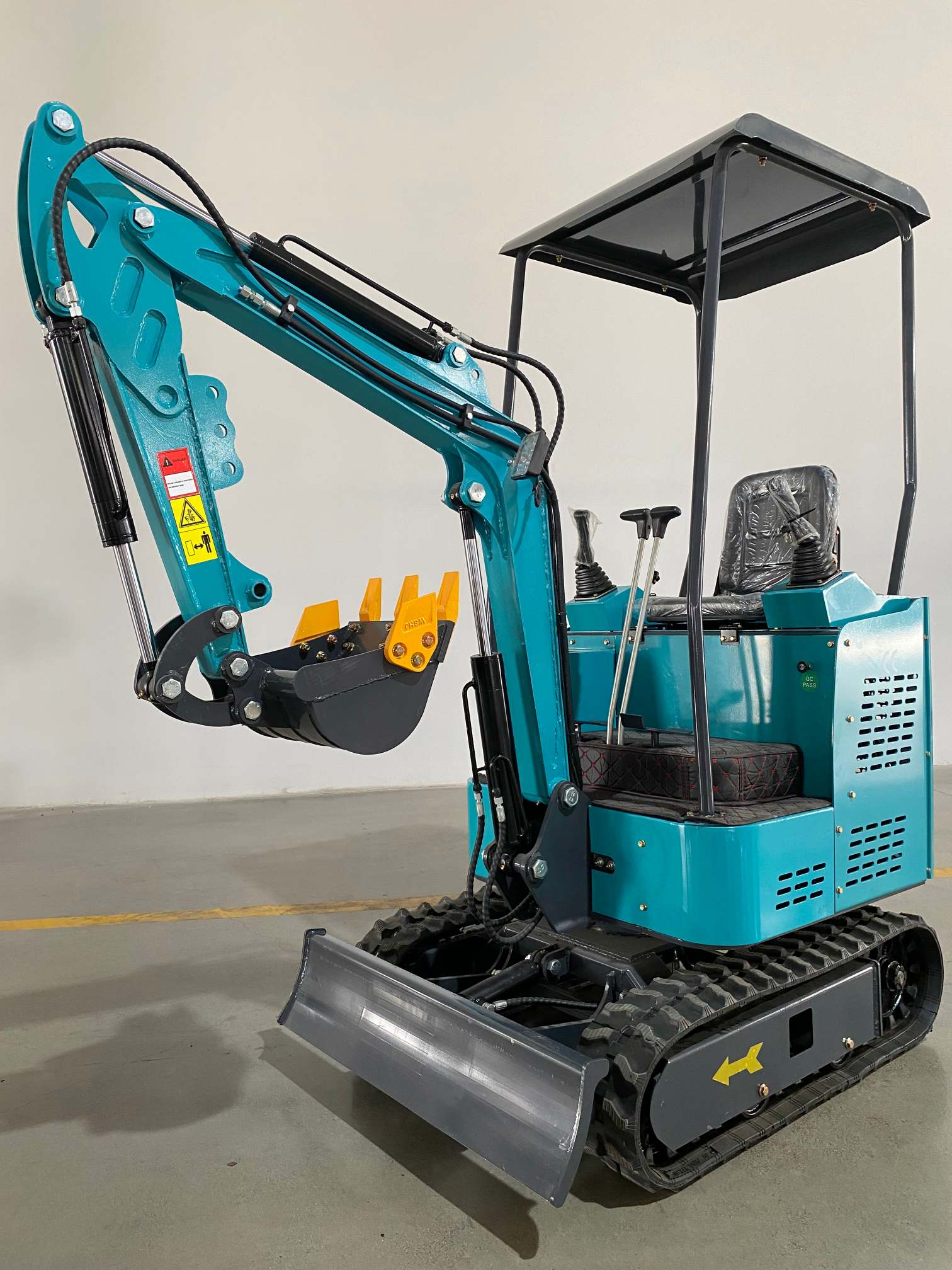 1,5-тонный мини-экскаватор