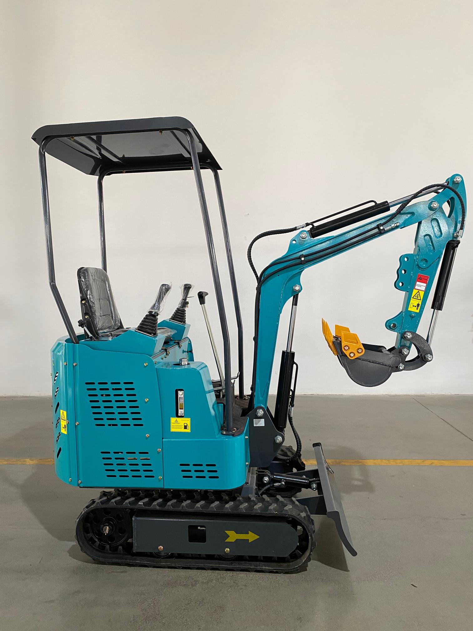 1,5-тонный мини-экскаватор