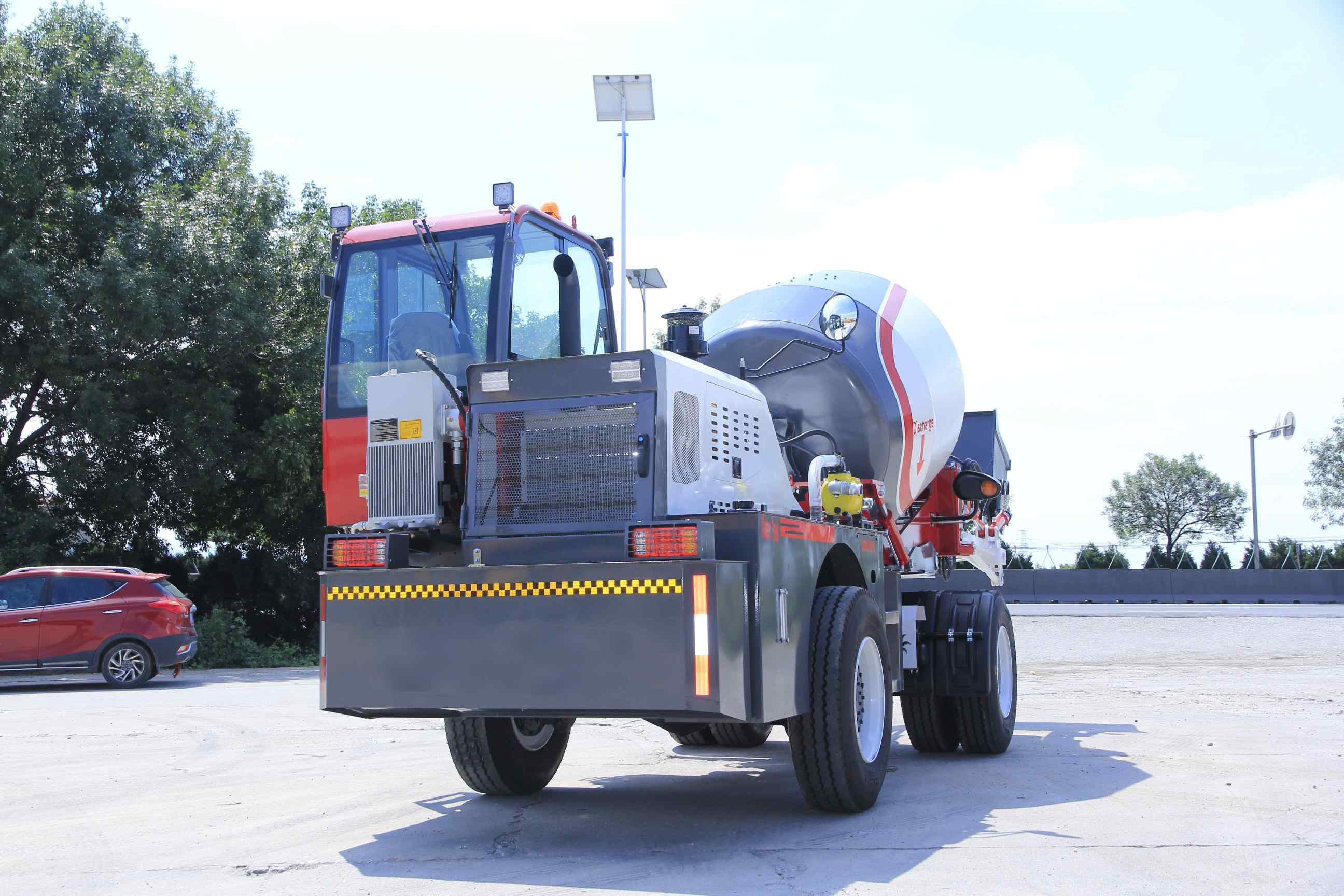 Автобетоносмеситель объемом 2,5 м³