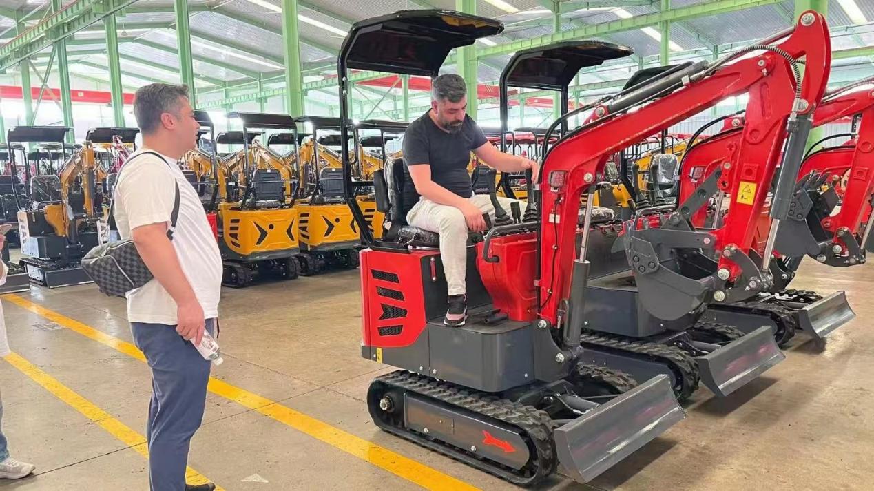 Укрепление сотрудничества благодаря визиту немецкого клиента